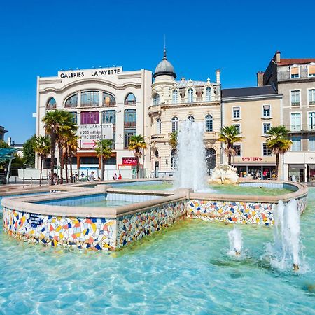 شقة Au Palais Des Pyrenees! Hyper Centre -Clim-Balcon-Parking Gratuit بو المظهر الخارجي الصورة